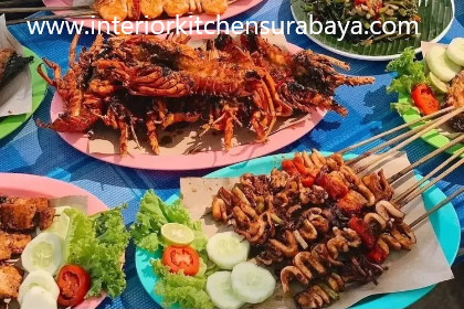 Berburu Seafood Pedas Khas Pantai