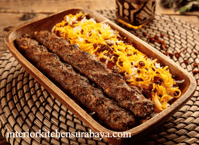 Kelezatan Otentik Chelo Kabab
